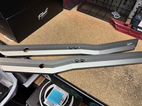 (JTS) GT/GT-S Rails - Dub Tails