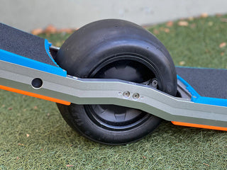 Land-Surf VRH (Variable Ride Height) system (GT)